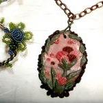 Pink Floral Necklace - Pin..