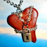 Chained Heart Necklace On ..